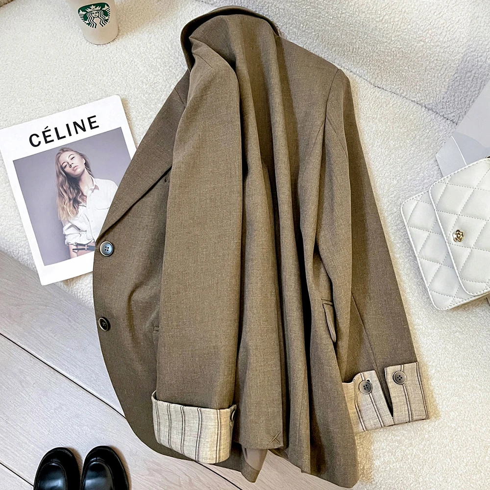

Fashionable striped design on cuffs suit jacket for women, spring new style coat,Highlight the elegant temperament of lady