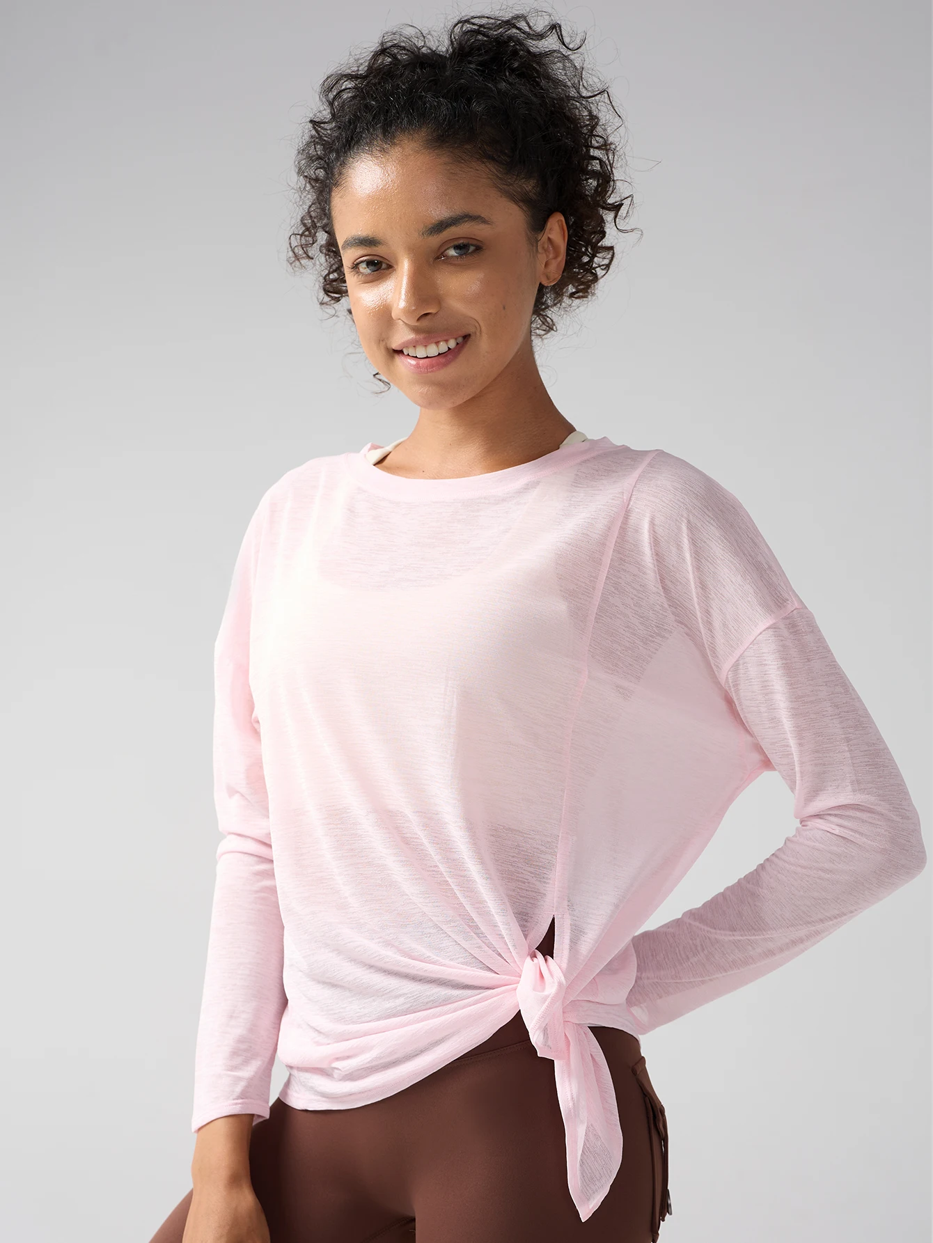 Langärmliges Damen-Yoga-Oberteil mit Rundhalsausschnitt, lockerer Passform, seitlichem Schlitz, sexy, atmungsaktiv, schnell trocknend, für Freizeit, Laufen, Fitness, Outdoor-Yoga