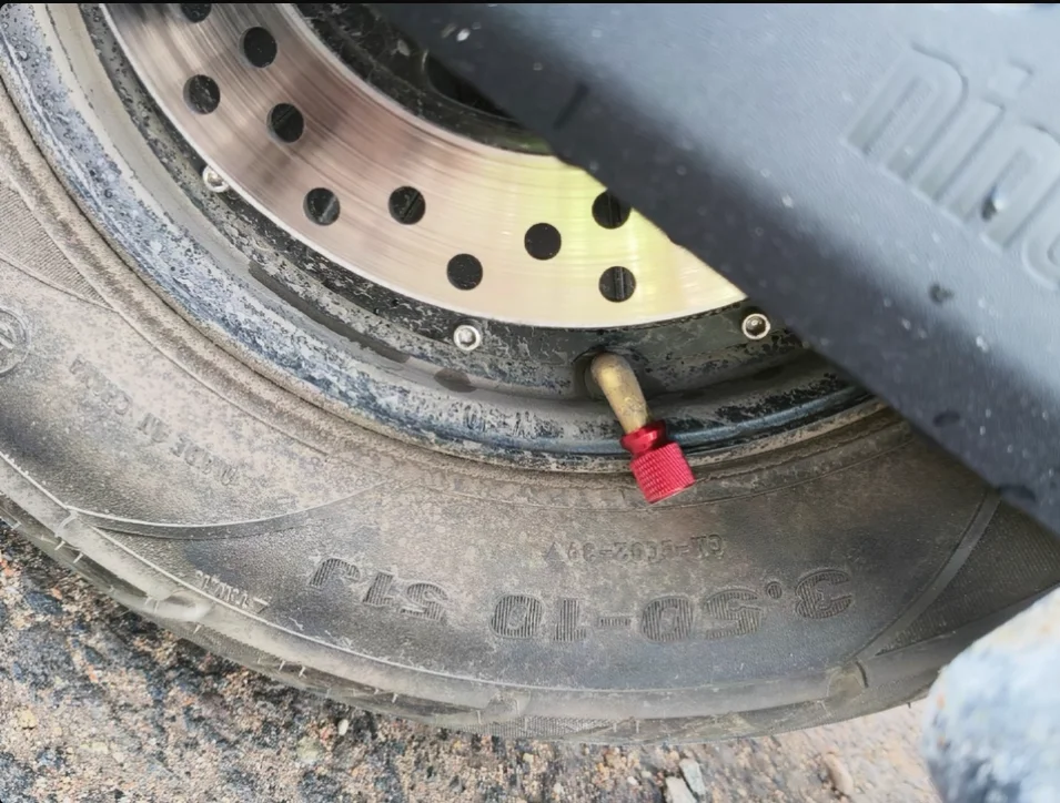 ل Zontes 310R/X 310V 310 t2 350E 350D 350M 350K 368G 368E 703F 703RR دراجة نارية عجلة غطاء صمام الإطارات منفذ الهواء غطاء الجذعية #2