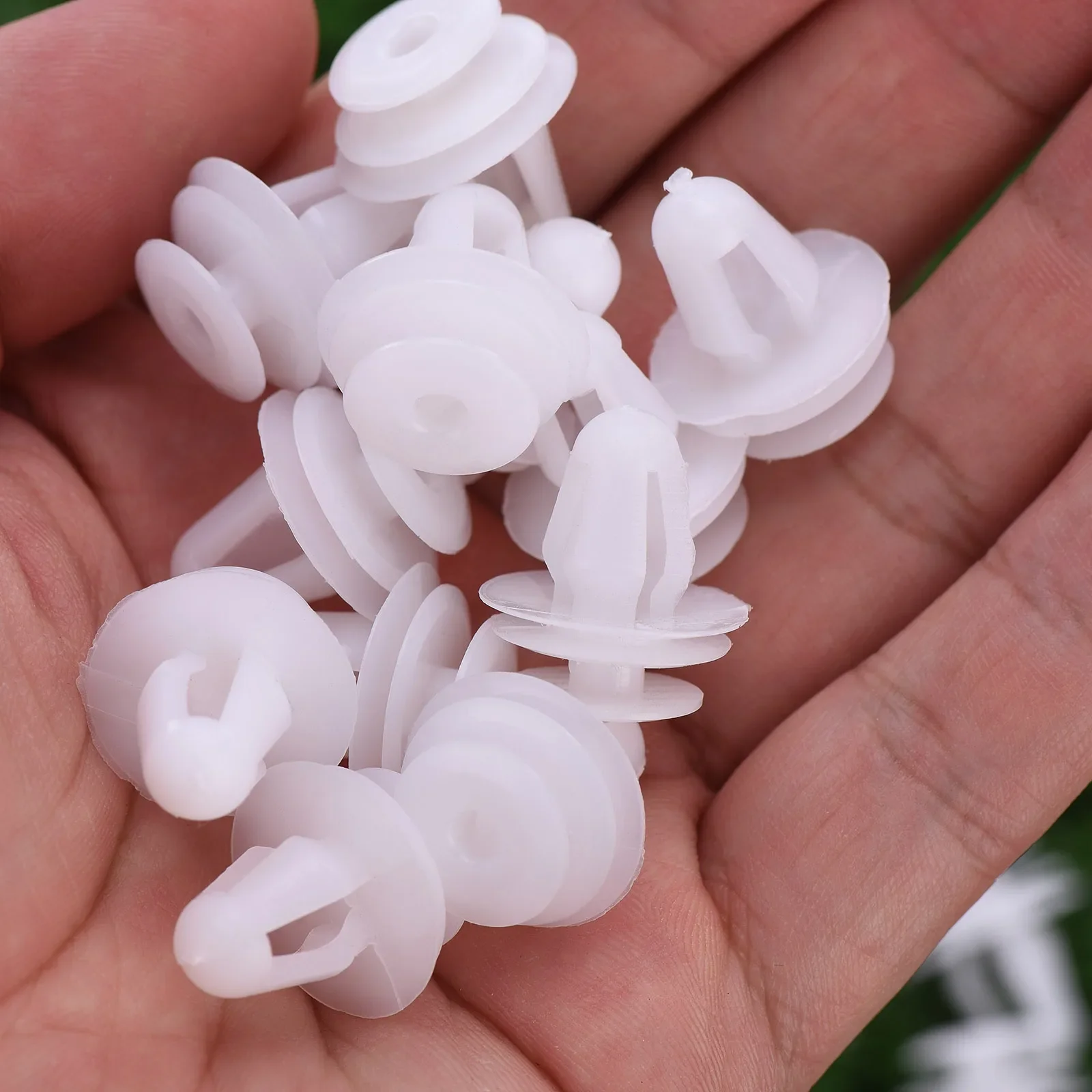 100Pcs Car Auto Dia Hole Trim Door Lock Fastener Rod Clips 10mm