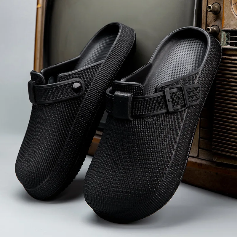 New outdoor beach breathable, non-slip, comfortable, best-selling couple's closed-toe sandals