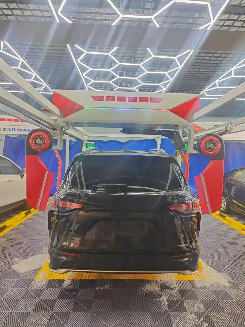 Gantry Automatic Car Washing Machine Compact Overall Layout Saves Site Space For Small Community Self-Service Car Wash Lots