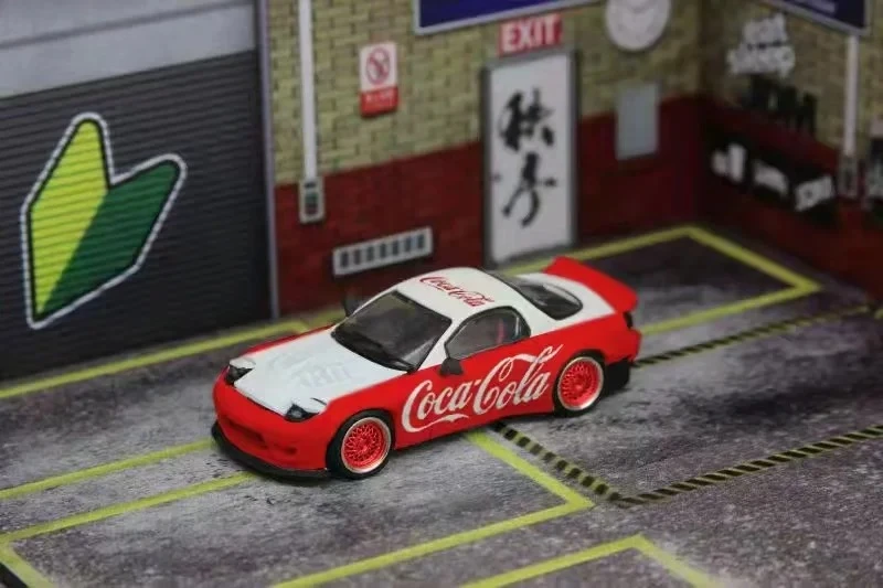 

Коллекционная модель автомобиля Master 1/64 RX7 Rocket Bunny с покраской, литая под давлением, из сплава