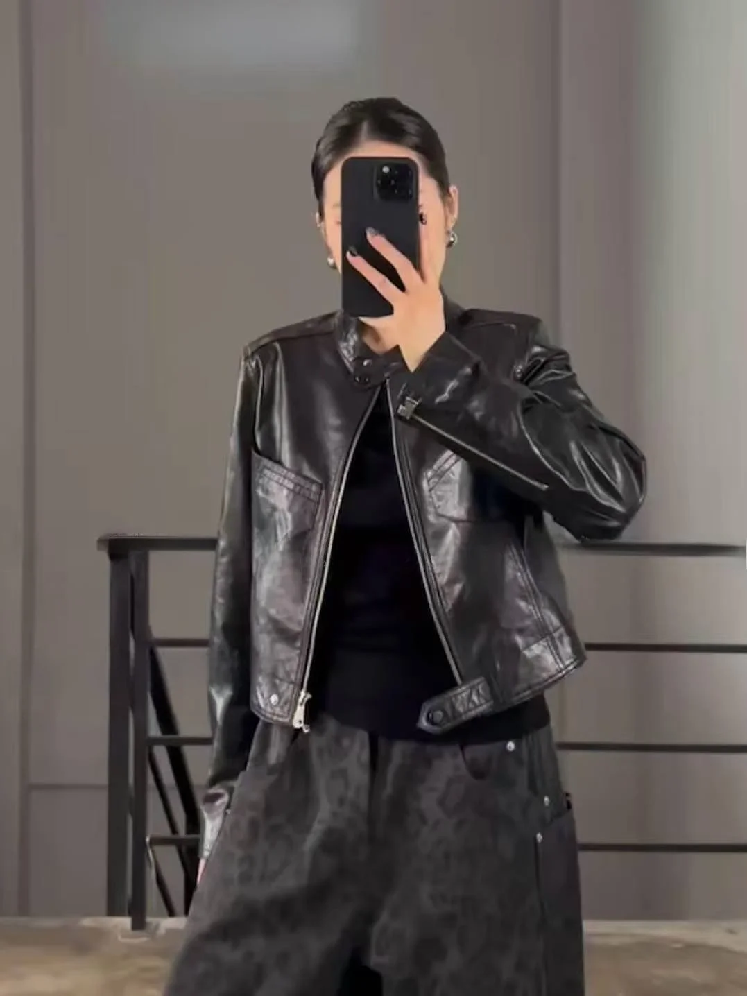 

Ning 2025 New Sle Women's Leather Jaet eepskin Coat Luxury Feel Long Sve Zipper Closure Regular Length