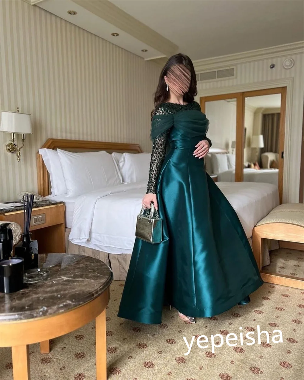 Women Intricate Jewel Ball Gown Floor Length Evening Dress Formal Ocassion Satin vestidos para eventos especiales