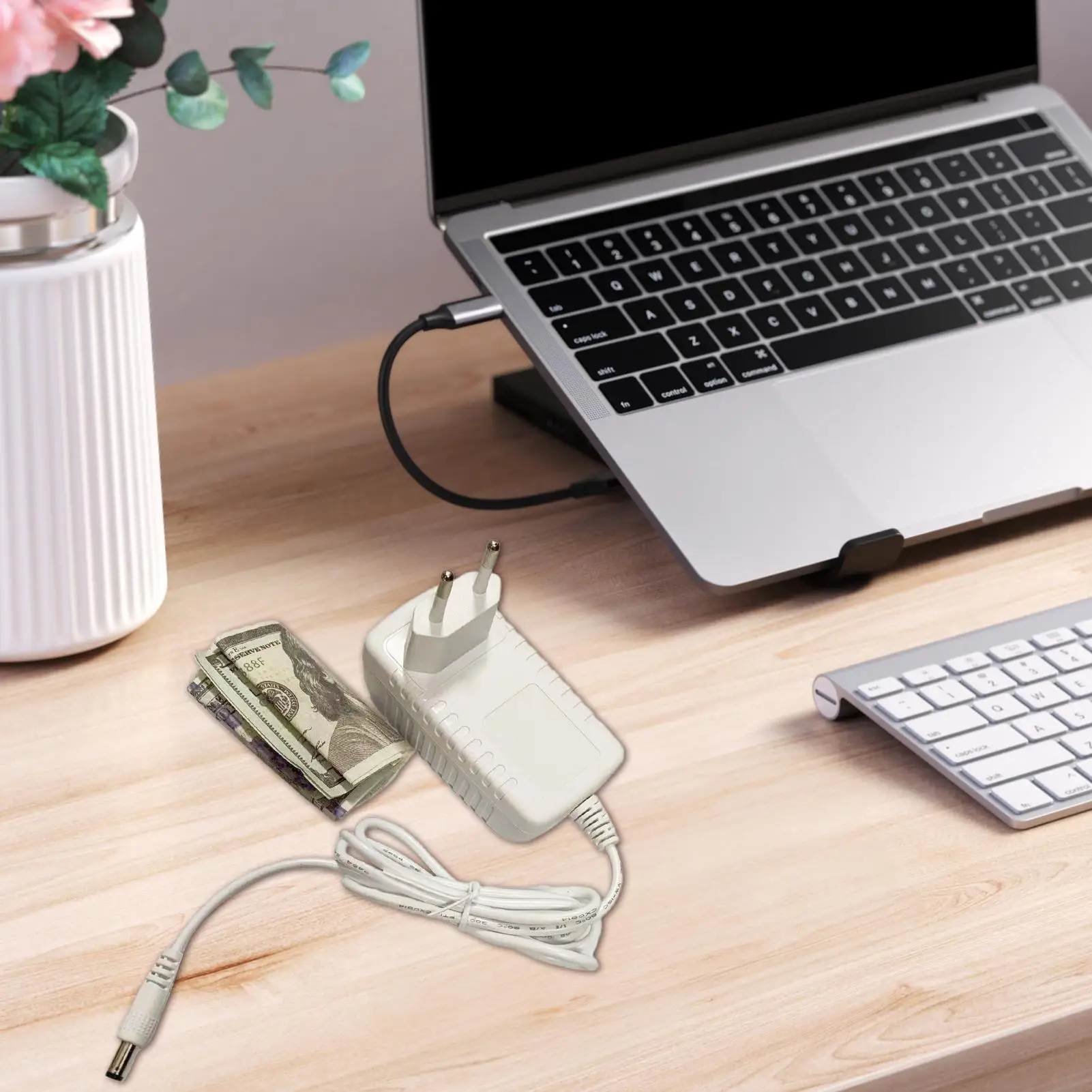 Diversion Safe Diversion Container Ladegerät Form Schmuck Bargeld Wertsachen Autoschlüssel Spardose Diebstahlsicherung für Gepäck Einkaufstasche