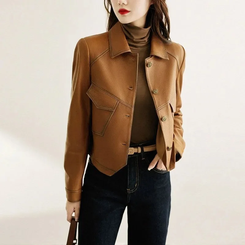 Abrigo marrón de alta gama para mujer, chaqueta fina corta de cuero PU con botones, a la moda, para primavera y otoño, 2024