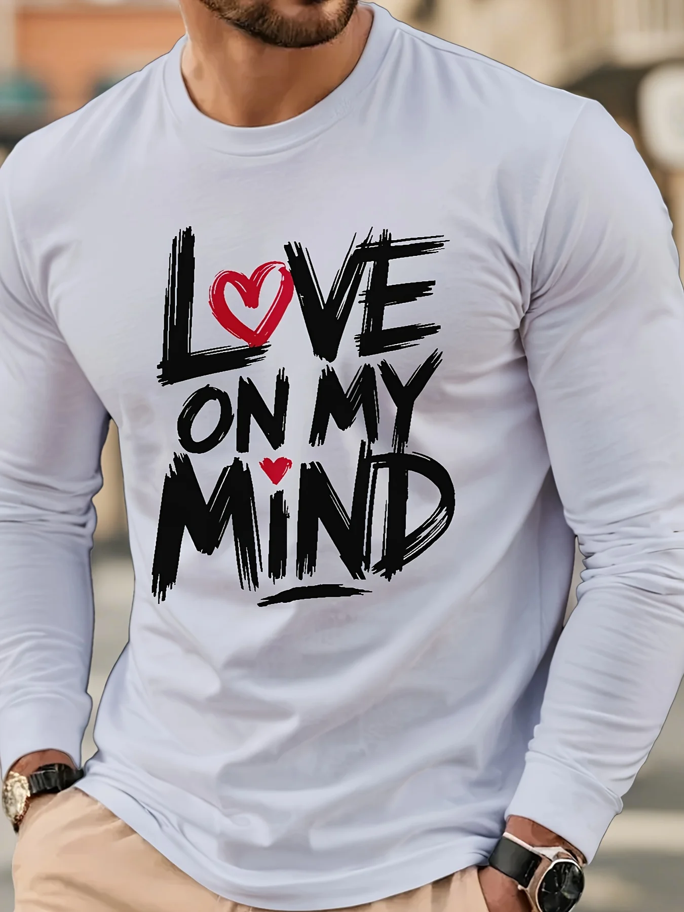 T-shirt da uomo a maniche lunghe con stampa di lettere d'amore Collocazione alla moda Girocollo Comodo top traspirante adatto per tutti i giorni