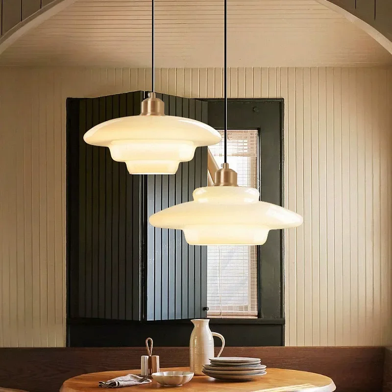 Plafonnier LED en Verre au Design Minimaliste Moderne, Luminaire Décoratif d'Nik, Idéal pour une Salle à Manger, un Bureau, un Salon, une Chambre à Coucher, une Cuisine ou un Bar