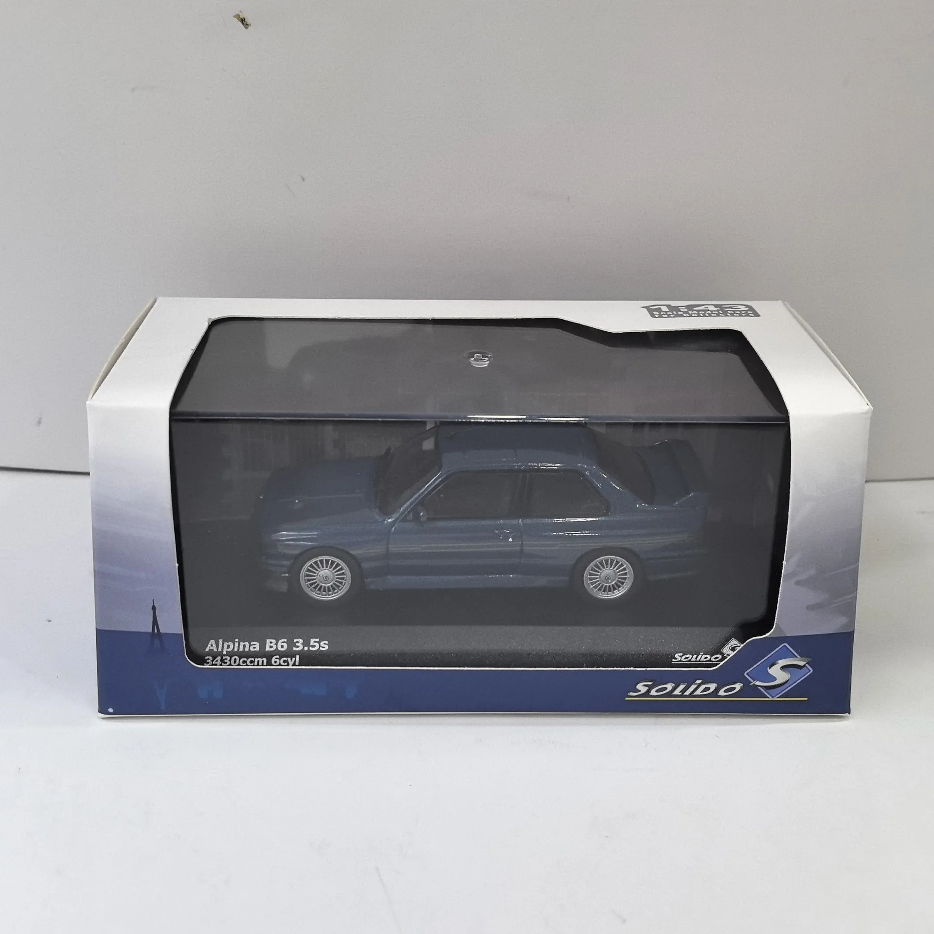 

Flaws Diecast SOLIDO 1/43 Scale BMW E30 Alpina B6 3.5S BMW Alloy Car Model Collectible Toy Gift Souvenir Display Ornament
