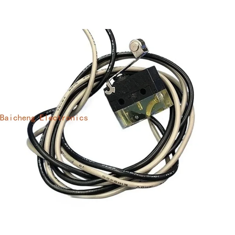 20PCS Line normally closed press break pulley waterproof and dustproof 6A micro motion car forklift travel limit switch