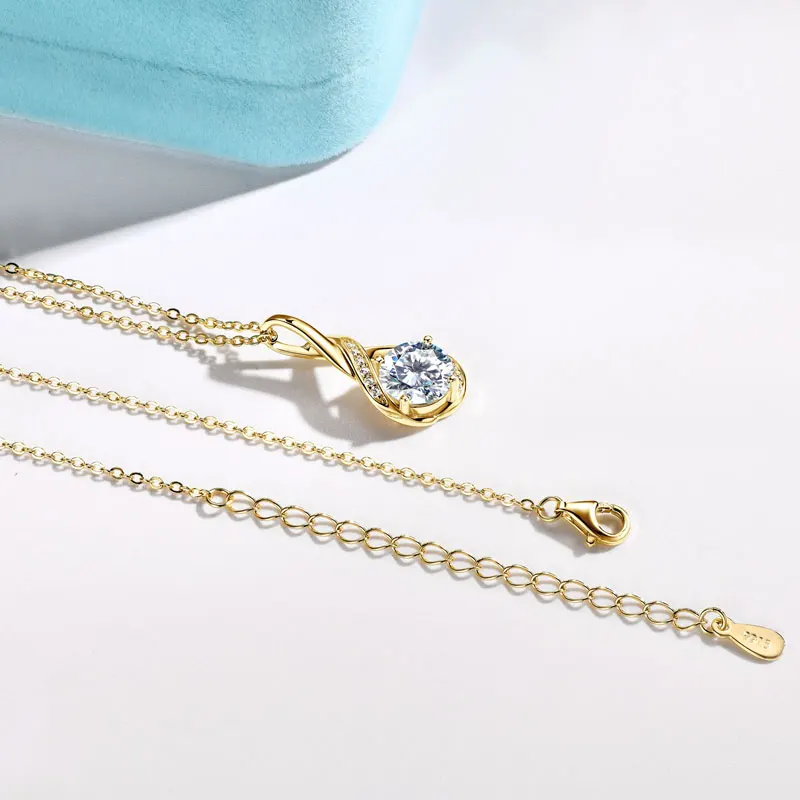 IOGOU Fashion 8MM D2.00CT Moissanite Diamond Pendant Necklace Women's Real Silver 925 Jewelry Accessories Gifts for The New Year