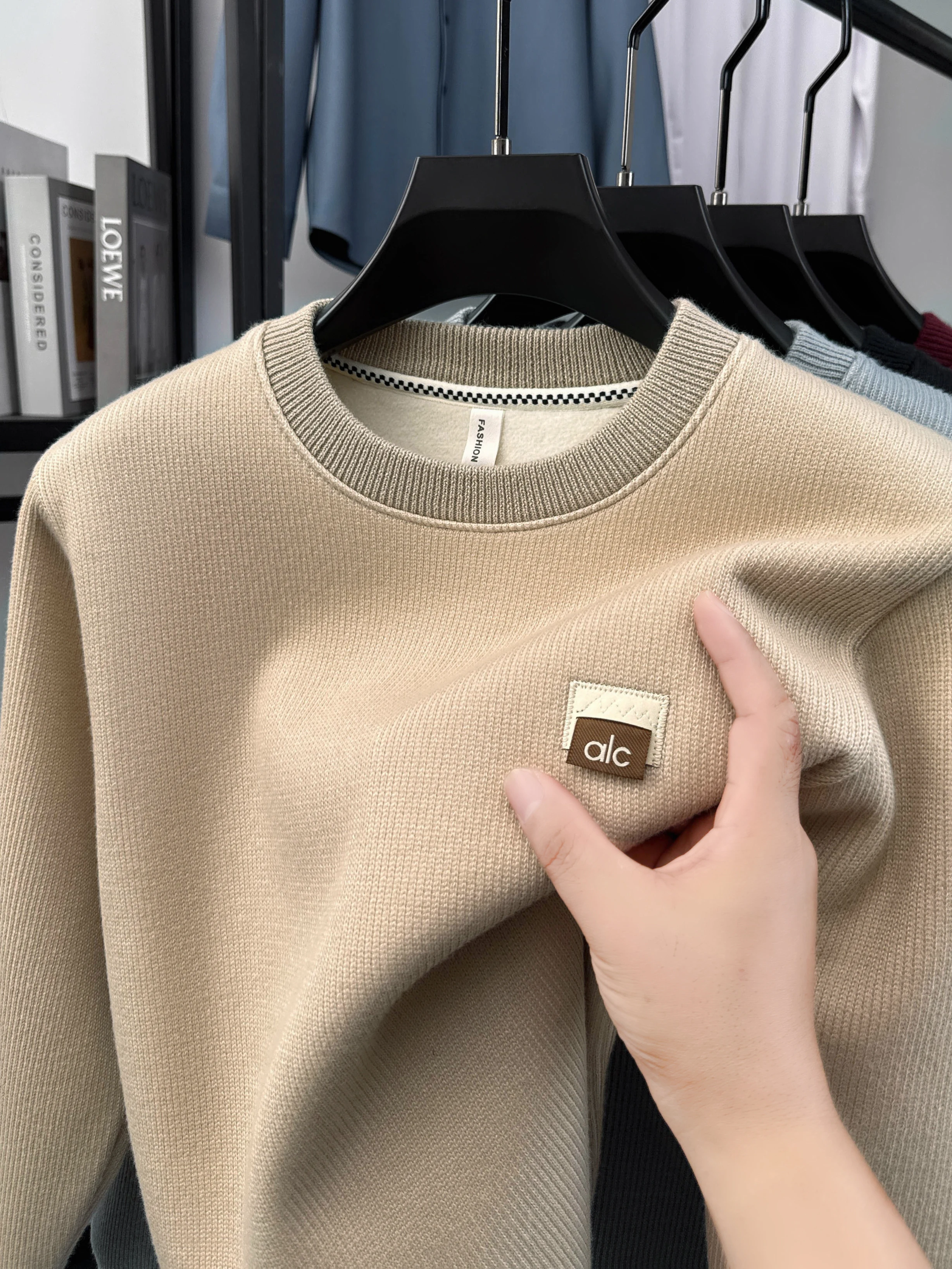 

Сплошной цвет, мужская модная повседневная футболка с круглым вырезом и длинными рукавами, тонкий хлопковый топ, базовая рубашка, мужская футболка