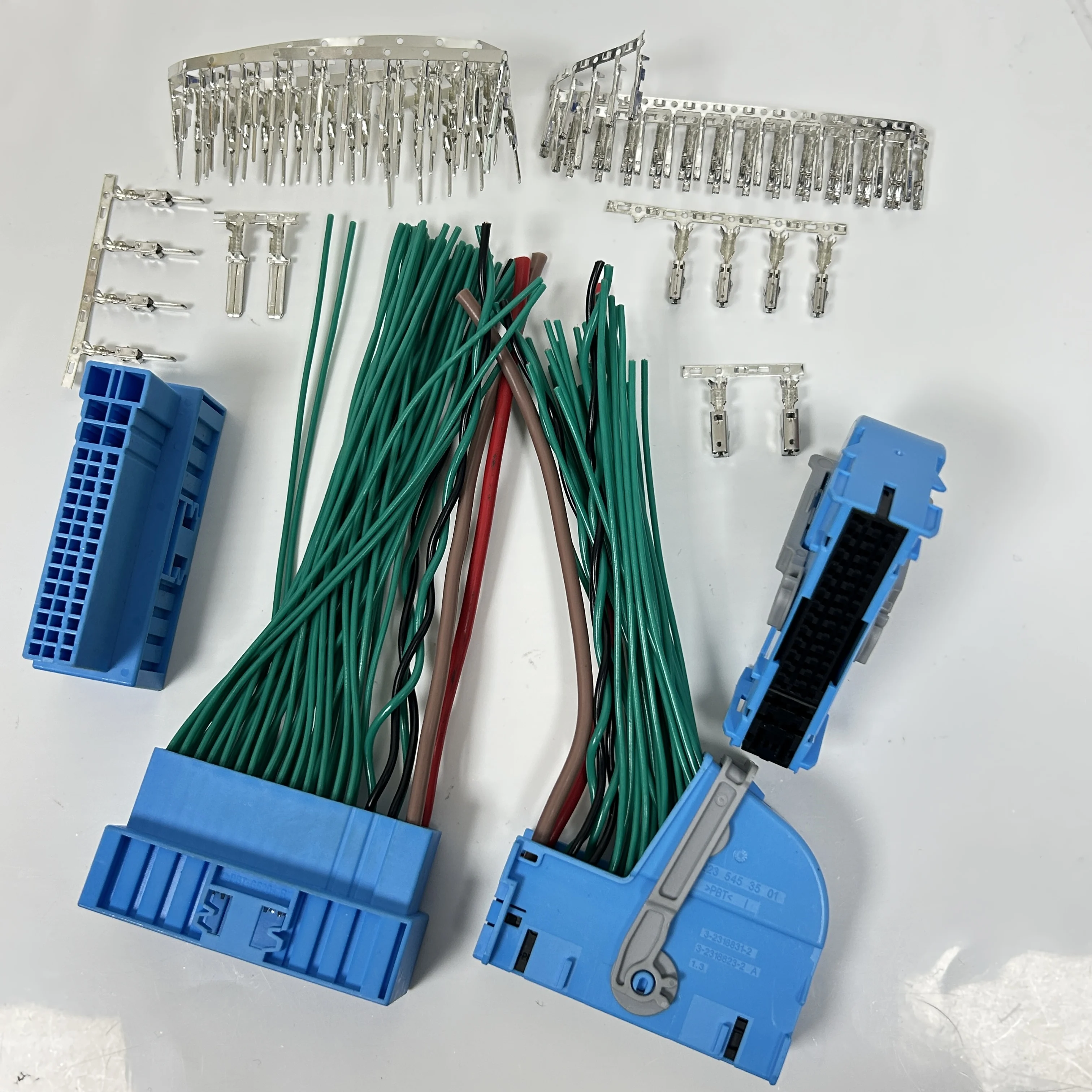 

22-контактный разъем 48P для усилителя мощности New Mercedes-Benz Berlin (223 Little Berlin Voice)