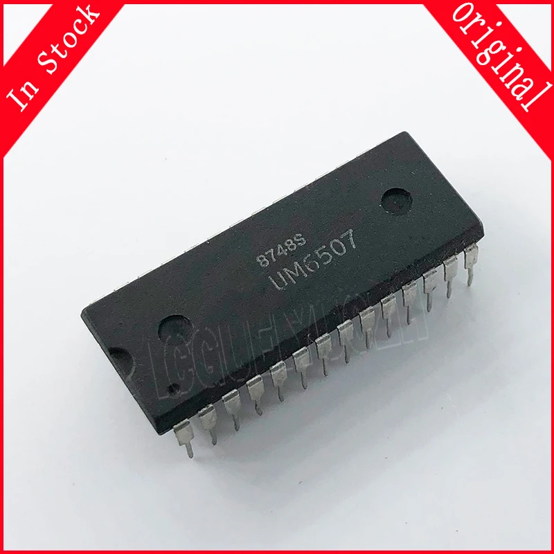 1pcs/lot UM6507 R6507P 6507 DIP-28 In Stock