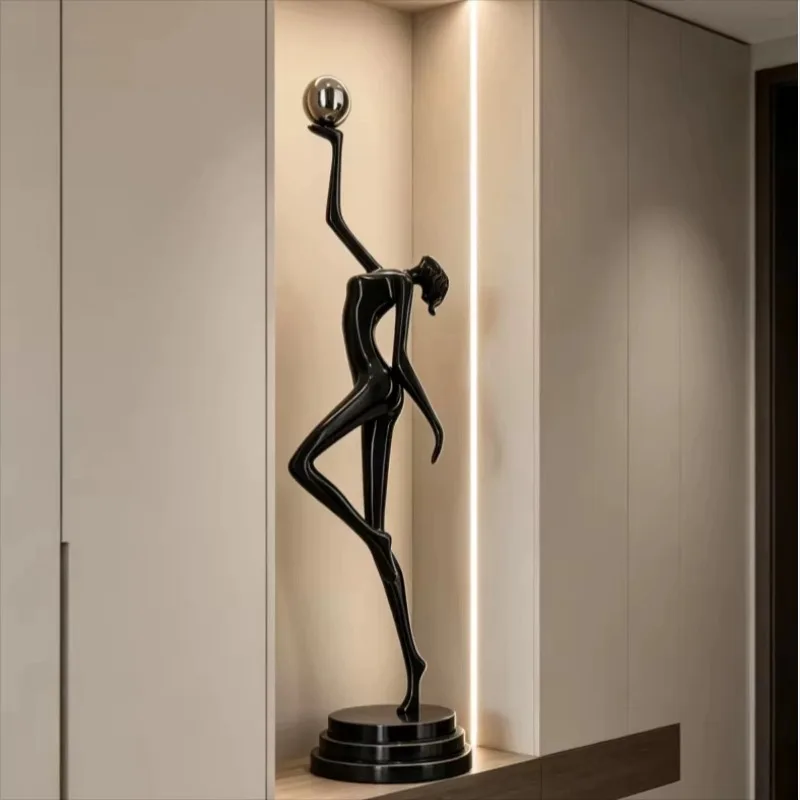Character Art Sculptures Groot Aesthetics Luxury Figurines Modern Creative Interior Sculptures Original Funny Home Decorations