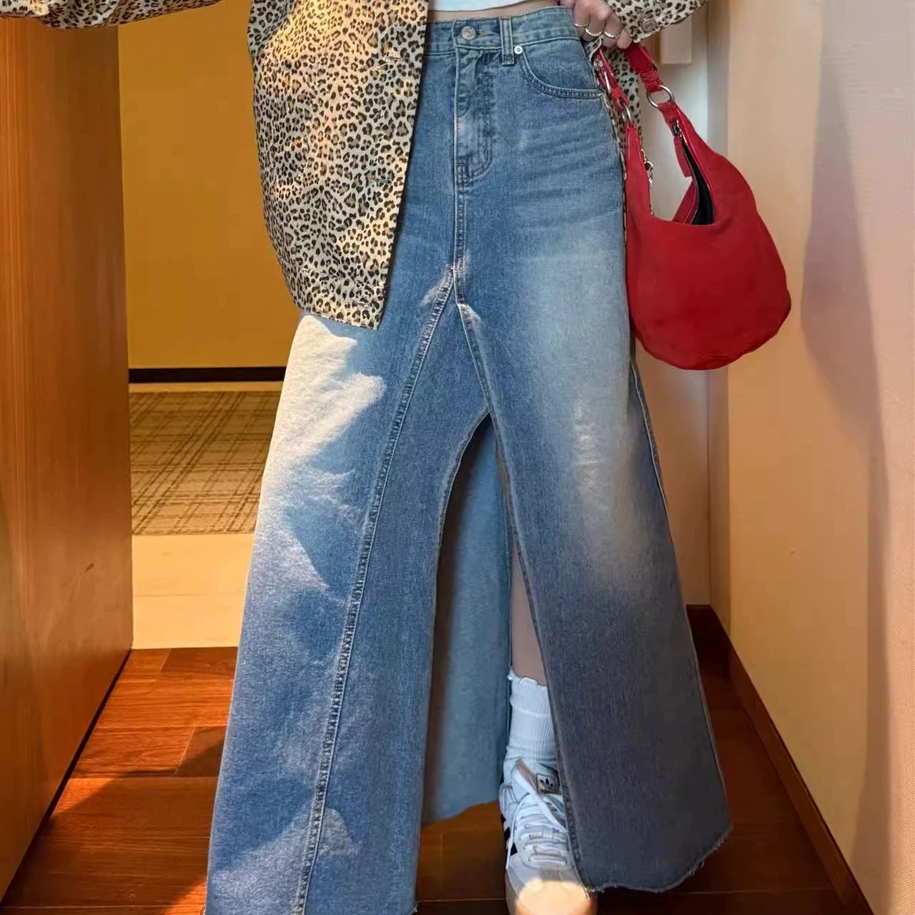 

REALEFT Spring Summer Vintage Women's Denim Long Skirts 2025 New Button High Waist Front Split Washed Jeans Skirts for Women