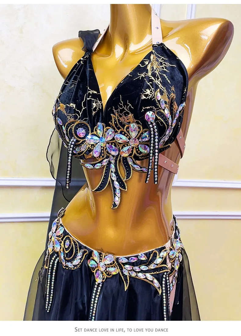 Costume da performance di danza del ventre da donna Set di diamanti di lusso di fascia alta Abbigliamento da competizione professionale di danza del ventre per adulti