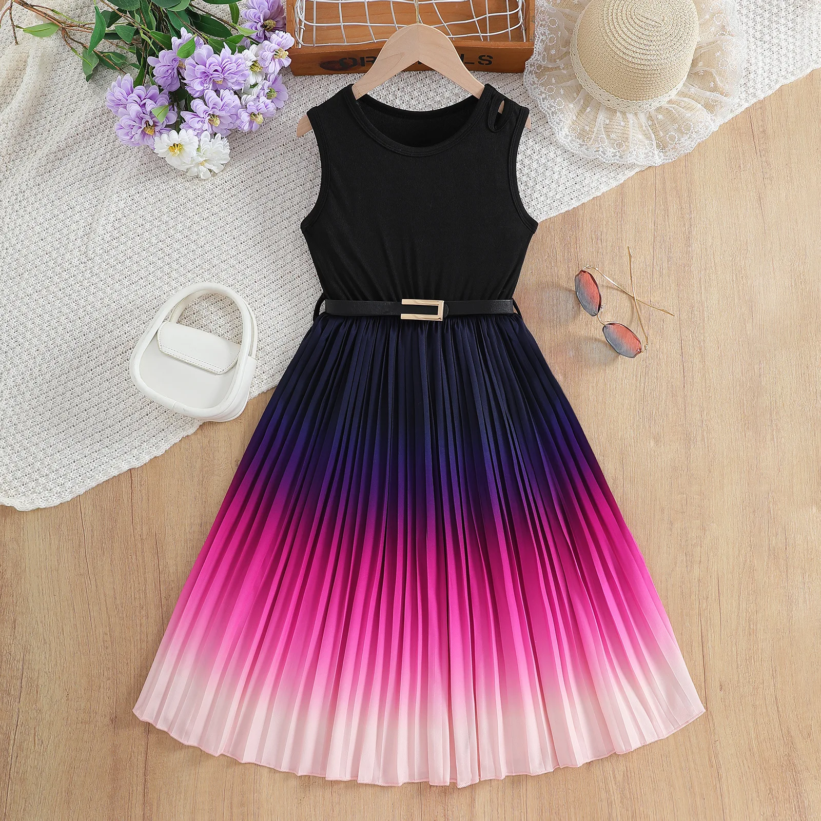 

Teen Girls Gradient Color Blocking Pleated Hem Summer Sleeveless Belt Dress With Pit Strip And Patchwork Design