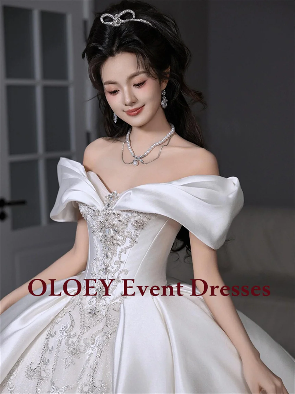 OLOEY Luxury Beading Lace A Line Wedding Dress Silk Satin Pleats Bridal Ball Gown Off the Shoulder Corset Zip Customized