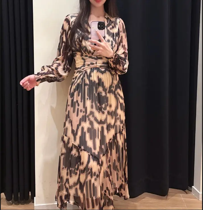 

Новый женский костюм с леопардовым принтом 2025 года, рубашка с длинными рукавами или сексуальное платье с v-образным вырезом или тонкая юбка-миди