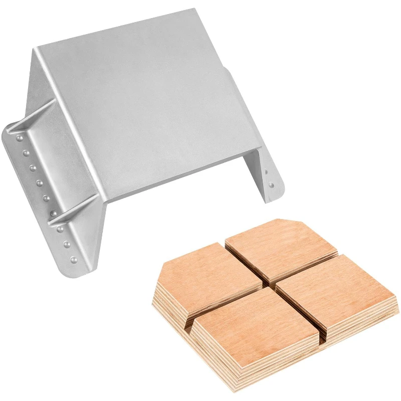 

The small engine jack plate of the outboard engine manually increases the distance between the engine and the beam