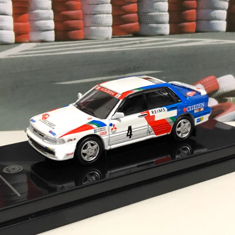 

Para 1/64 масштаб MOTORS Galant VR4 модель автомобиля из сплава, статическая коллекция, украшенные праздничные подарки, игрушки, сувенирный подарок
