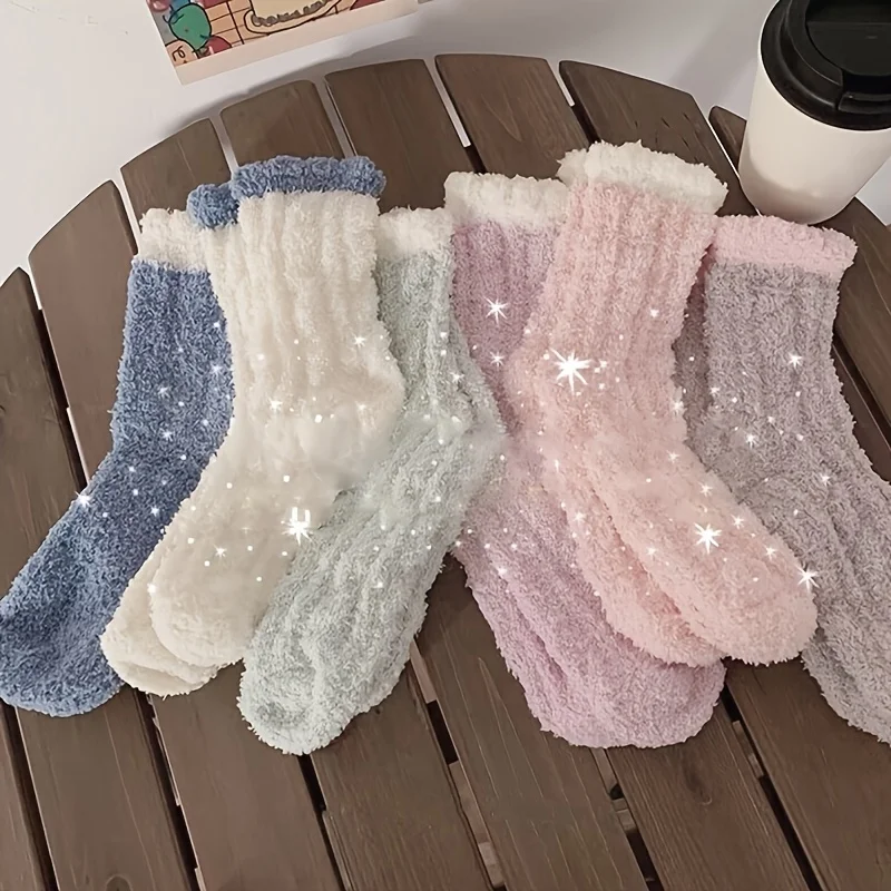 

5 Pairs of Breathable Women's Autumn and Winter Coral Fleece Warm Socks - Thickened Temperature Locking Plush Inner Layer