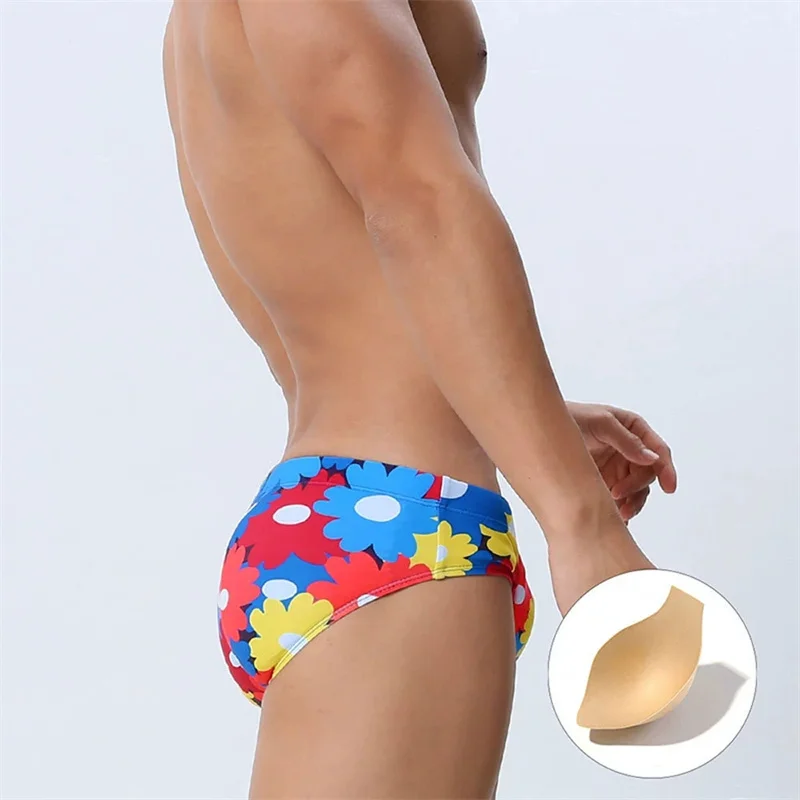 Men's Swimming Trunks Printed Briefs with Protect Pad Fashion Sexy Beach Close-fitting Quick-drying Beach Seaside Swimming Suit