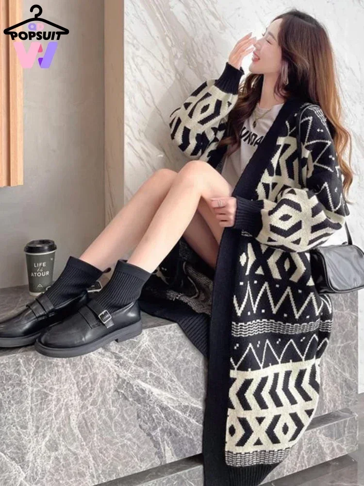 New in Autumn Women Clothing Sweater Plaid Cardigan Elegance Knitted Loose Over-size Long Sleeve Abstract Pattern Striped Coats