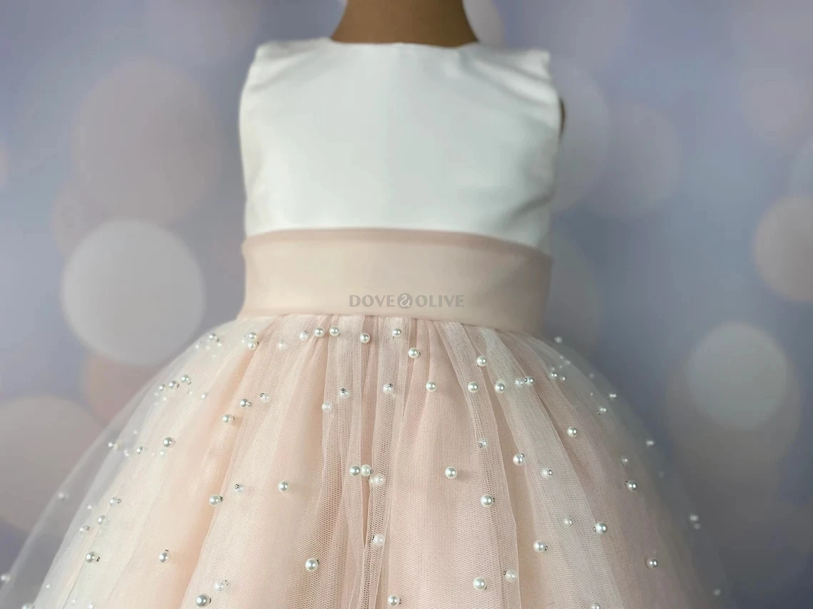สีขาวสีชมพูชุดสาวดอกไม้สั้นไข่มุกกับโบว์เข็มขัด O คอวันเกิด PUFFY ชุดเด็กทารกชุดสําหรับงานแต่งงาน