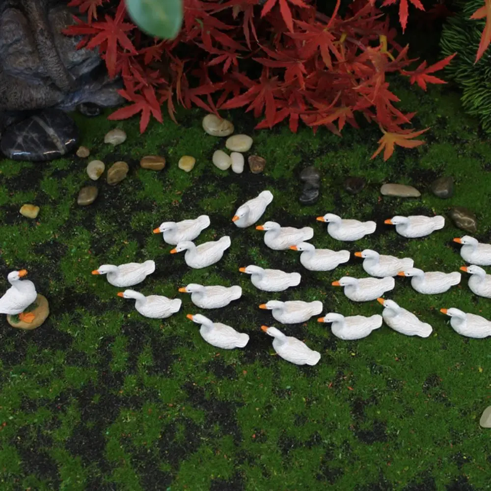 Micro Miniature Landscape Cute Mini Duck Statue Water Landscape Decoration Gardening Accessories Creative Resin Crafts