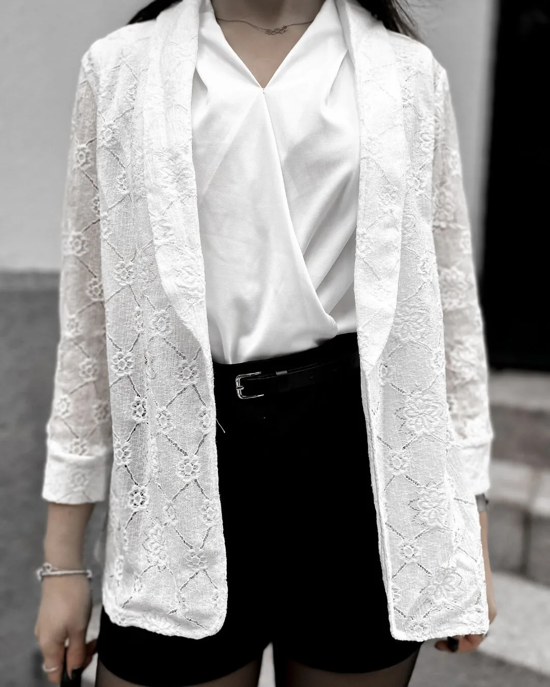 

Women White Lace Blazer Long Sleeve Open Front Cardigan Lightweight Sheer Floral Pattern Jacket Elegant Office Party Coat