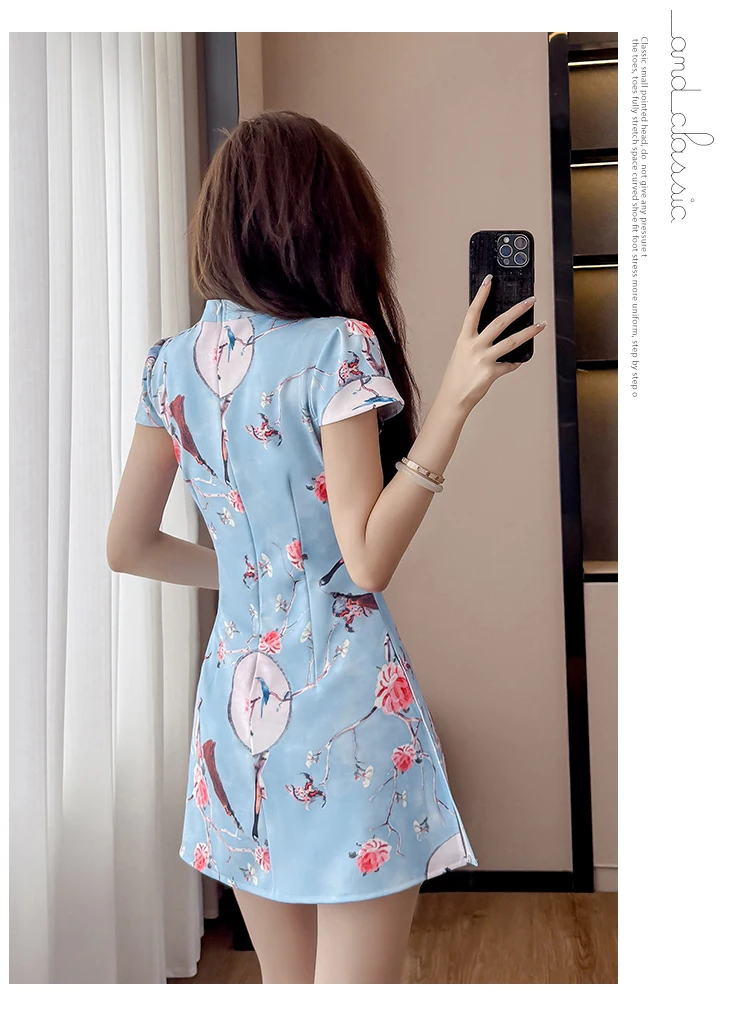Modern Stretchy Cheongsam Set - Blue Fan Print Two Piece Outfit with Shorts, Petite-Friendly Elegant Qipao Dress Outfits view 2