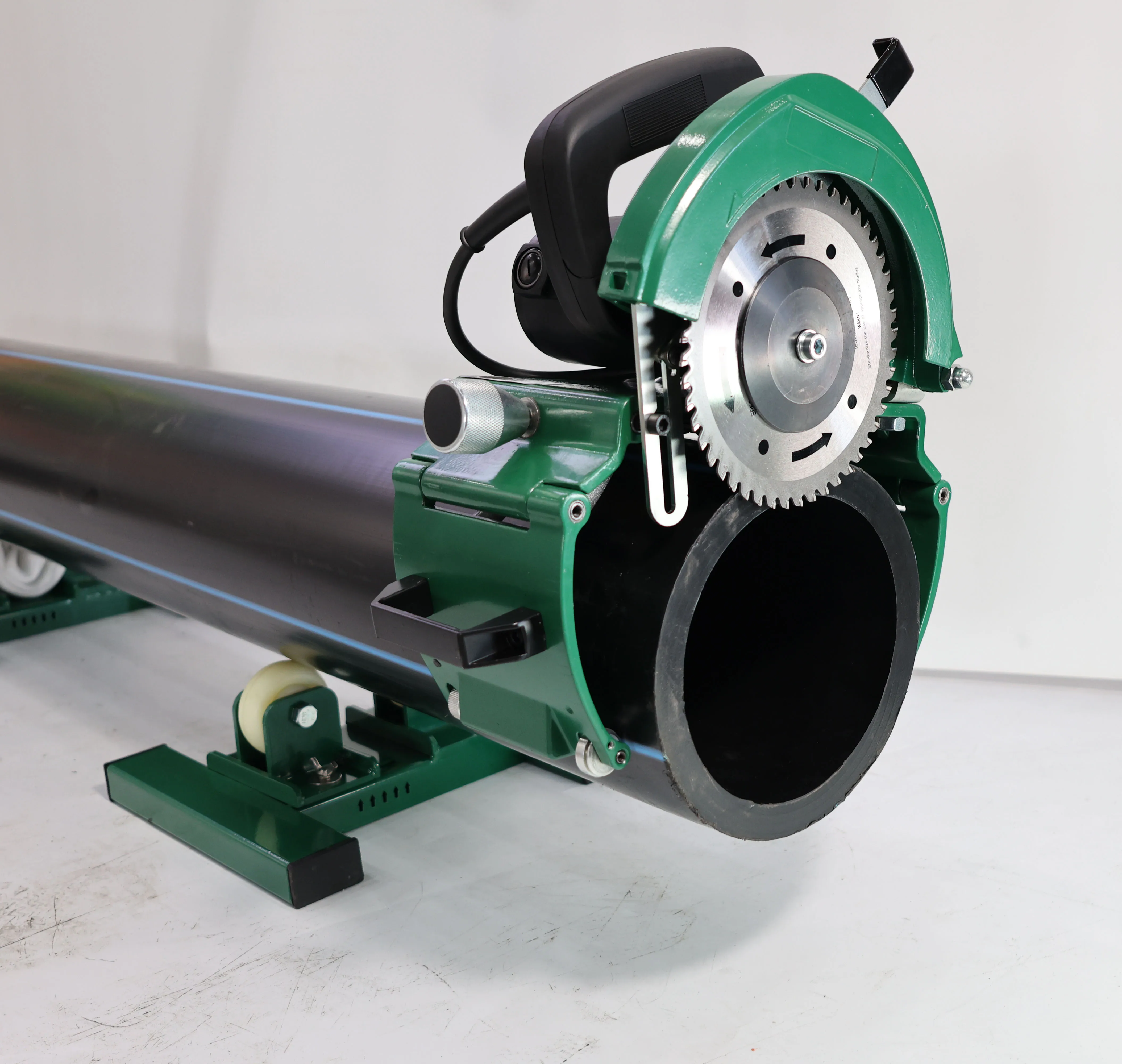 

Ручная автоматическая пила для резки труб для металлических полиэтиленовых пластиковых труб, ПВХ, 40-200 г. Состояние, новый