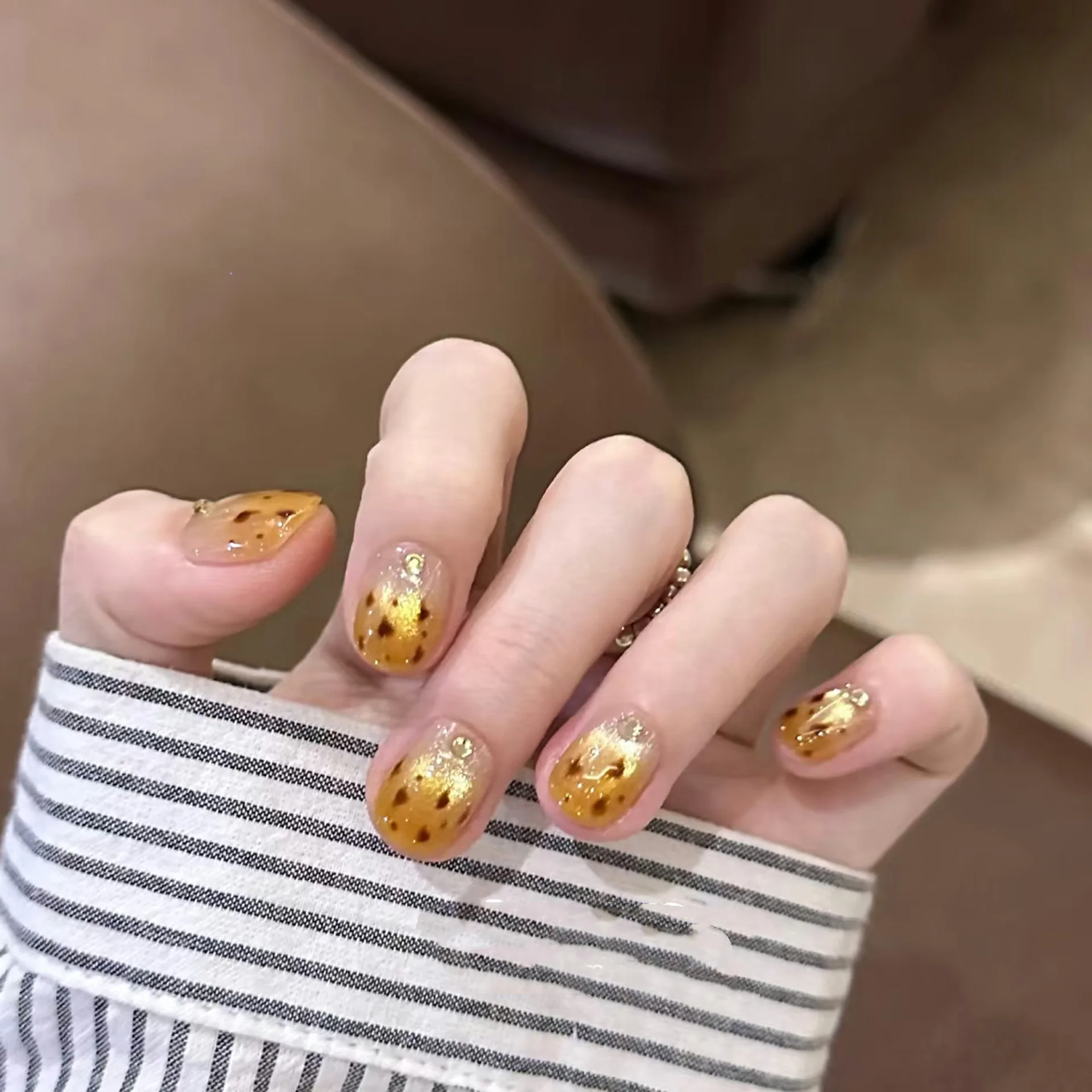 

10Pcs Handmade Short Press on Nails Shiny Gold Cat Eye Leopard Print Design Sweet Cool False Nails Wearable Nails Tips Art Girls