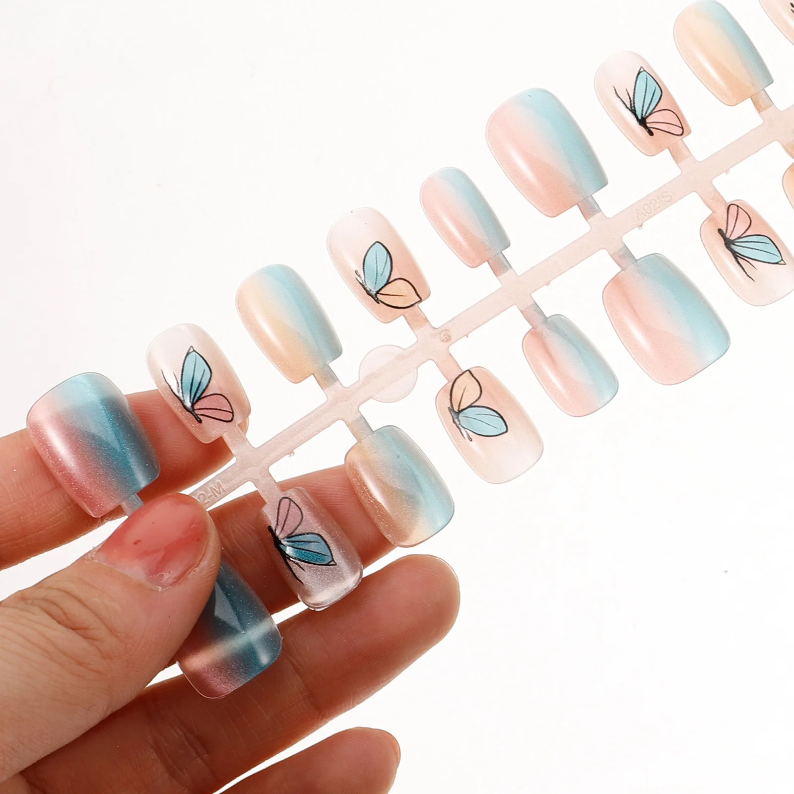 

1Set Cat Eye Fake Nails Plastic Resin Full Cover Press on Nails Short Fake Nail Kit for Women Nail Art Display