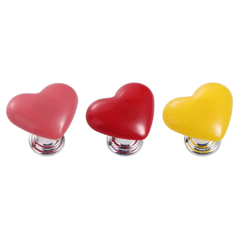 2pcs Creative Heart Shaped Toilet Press Love Nail Protector Toilet Button Colorful Water Tank Buttons Auxiliary Device