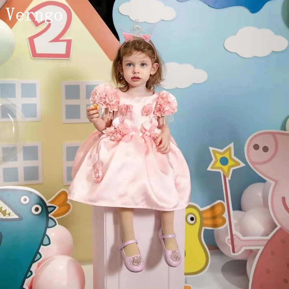 

Детское нарядное платье Verngo из розового атласа с 3D цветами, круглым вырезом, А-силуэтом, короткими рукавами, для выпускного вечера, на заказ