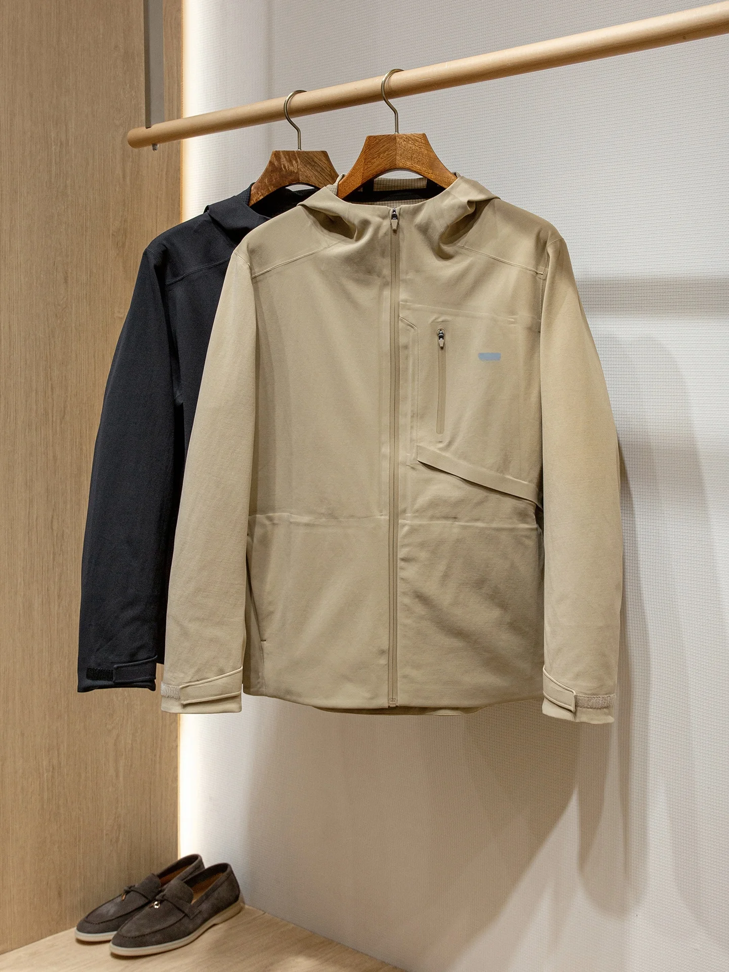 

Мужская легкая тонкая повседневная куртка с капюшоном для активного отдыха, ветрозащитная, водонепроницаемая, из дышащей ткани, молодежная, полиэстер, на молнии, удлиненная