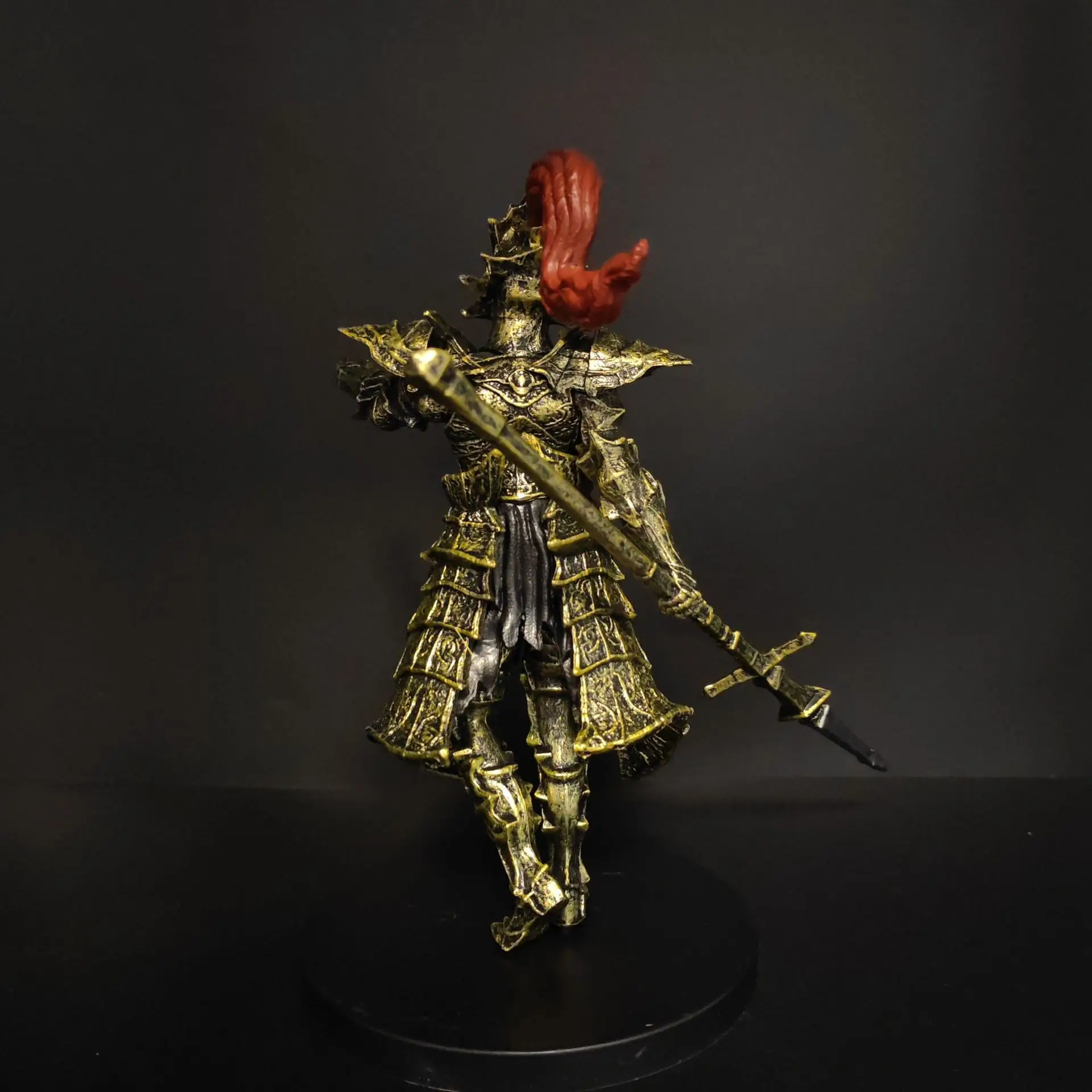 Dark Souls Dragon Slayer Ornstein Anime Actionfigur, Sammlerstück, Kriegsspiel-Miniatur, Desktop-Dekoration für Spieleliebhaber – Detail 6