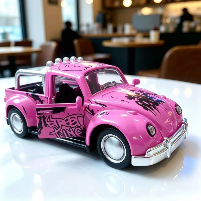 1/36 Vintage Graffiti Pickup Diecast Car Model, Retro Alloy Truck Collectible Replica