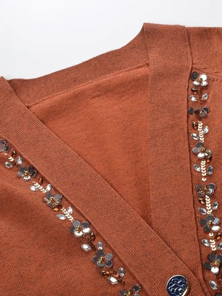 Damski sweter na jesień, luźny krój, długi rękaw, dekolt w serek, dzianinowy kardigan, kurtka z cekinami, modny, zapinany na jeden guzik.