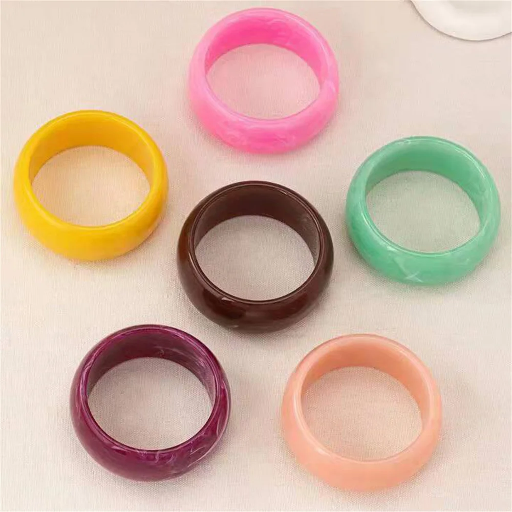 Exaggerated Jelly Colored Dynamic Acrylic 34MM Wide Face Bracelet Made of Environmentally Friendly Resin Circular Bangle