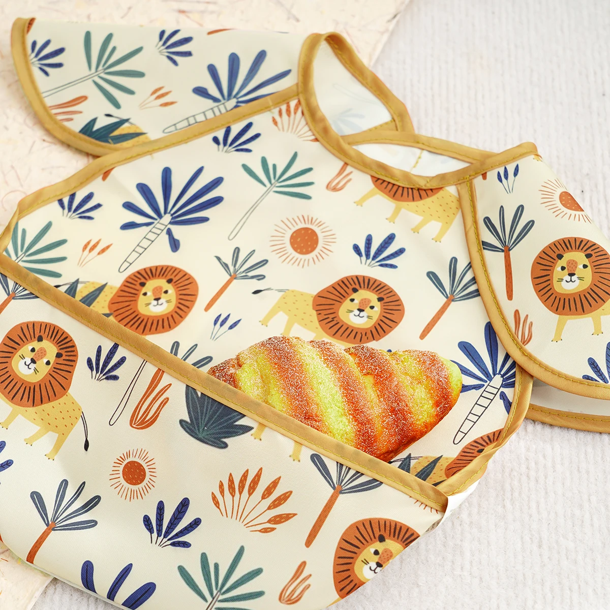 1PC Feeding Bib Waterproof 3
