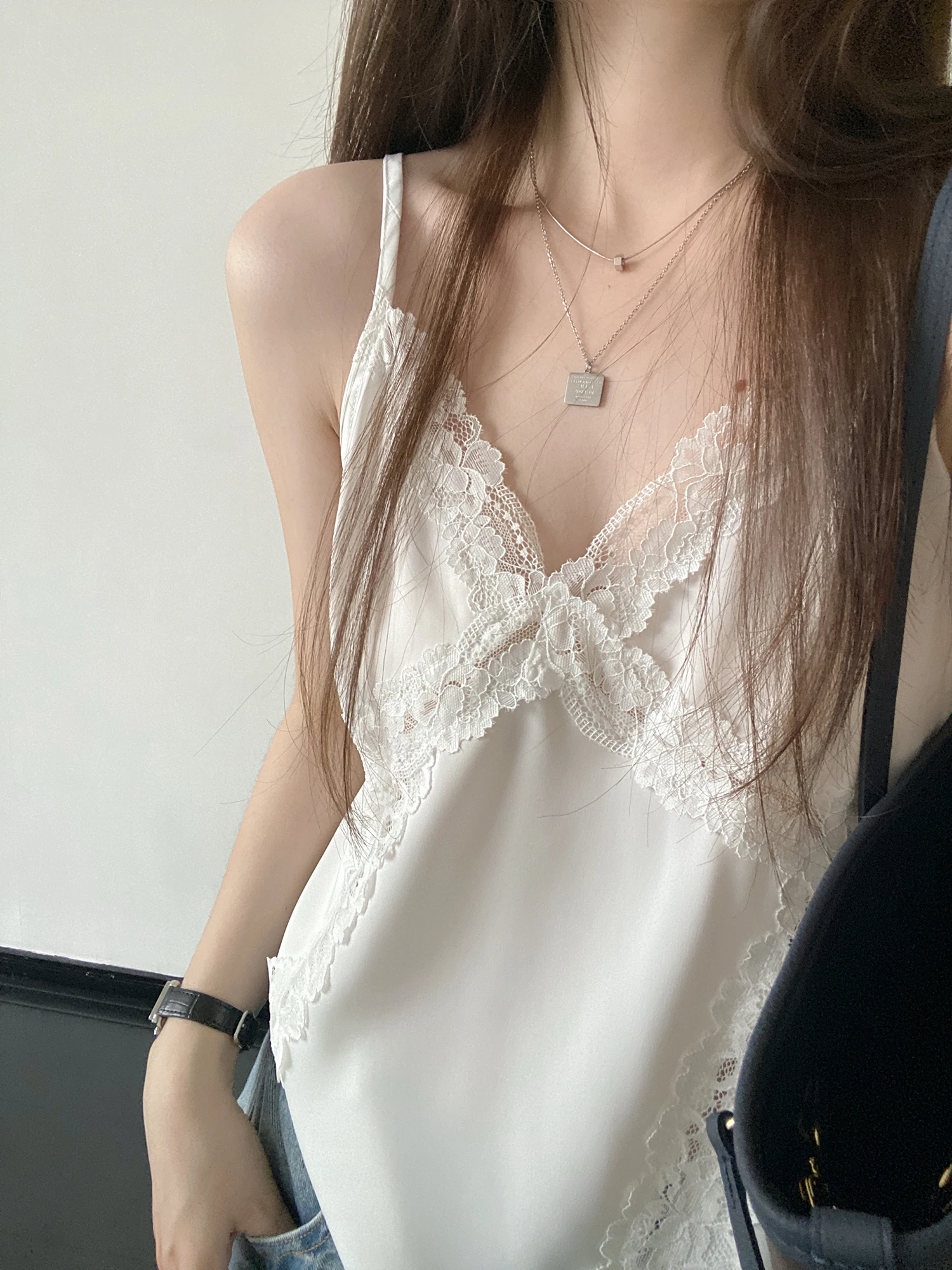 SunYeo Loose Fit Lace Trim Vest Adjustable Buckle Soft Color Dyeing Backless Strapless Women's Summer Fashion Inner Wear