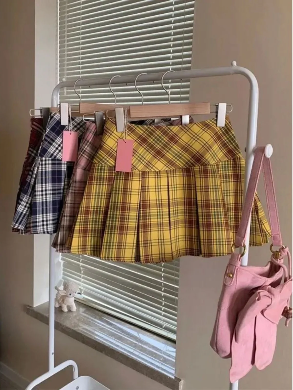 High Waist Retro Plaid Pleated Skirt Women's  Skirt Street Sle A-Line Skirt with  Summer Collection 2025