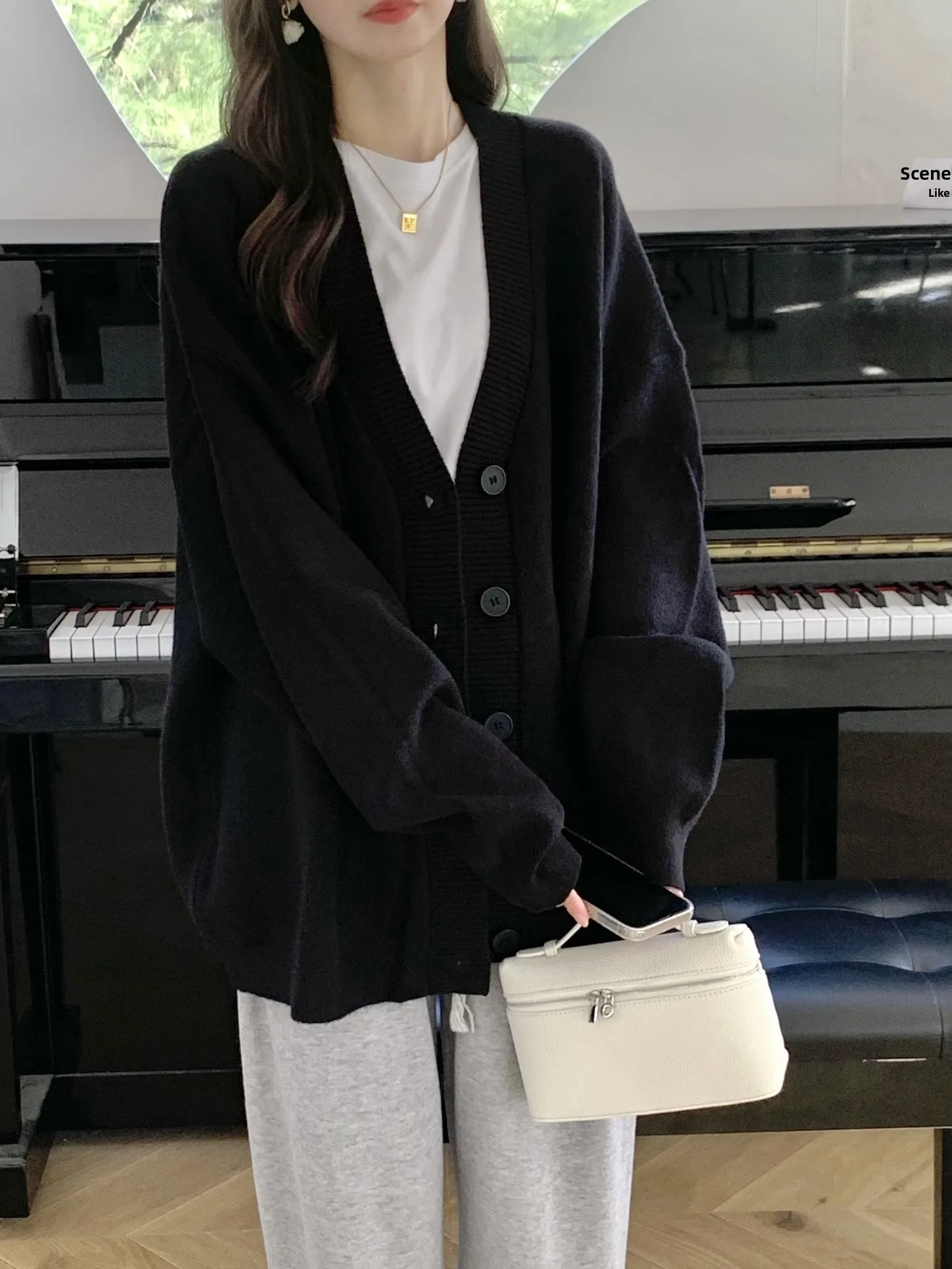 

Свободный повседневный вязаный кардиган с v-образным вырезом, женский осенне-зимний длинный свитер-свек, верхняя одежда, черное сердце с вышивкой