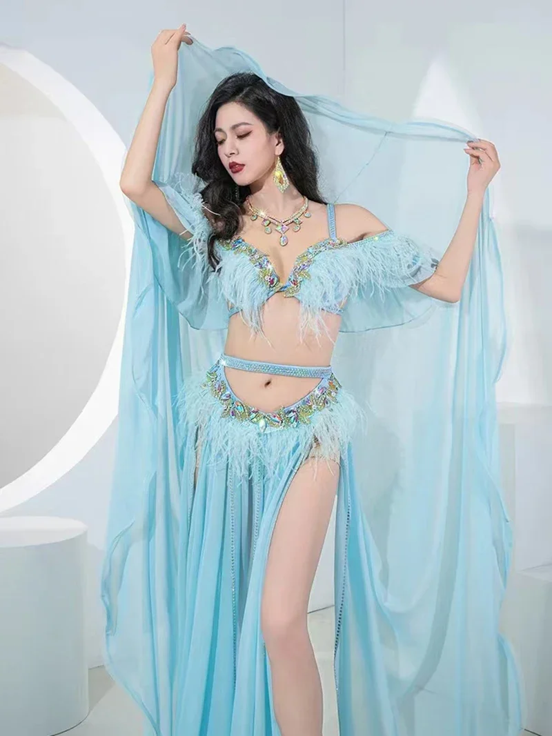 

Women Belly Dance Dress Feather Fairy Mesh Diamonds Slit Adult Skirt Dancewear Popsong Mejance Party Clubwear Performance Sets