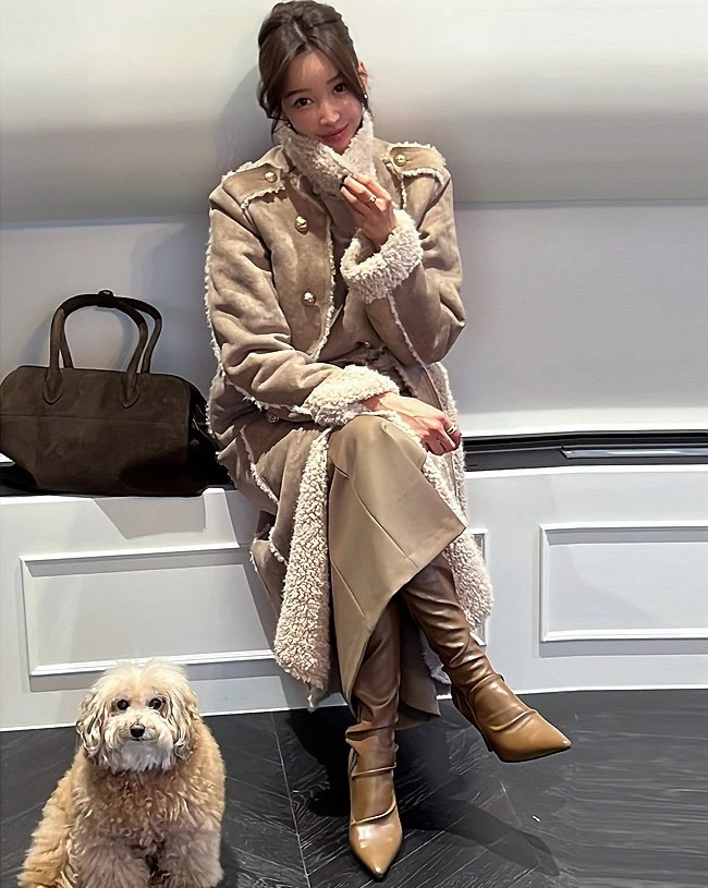 

Dongda Gate Women's Retro Fur Leather Coat Medium Length Loose Thiened Lamb Fur Jaet Long Sve Cotton Clothes